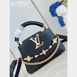 Top Louis Vuitto M29443 Capucines East West Bags